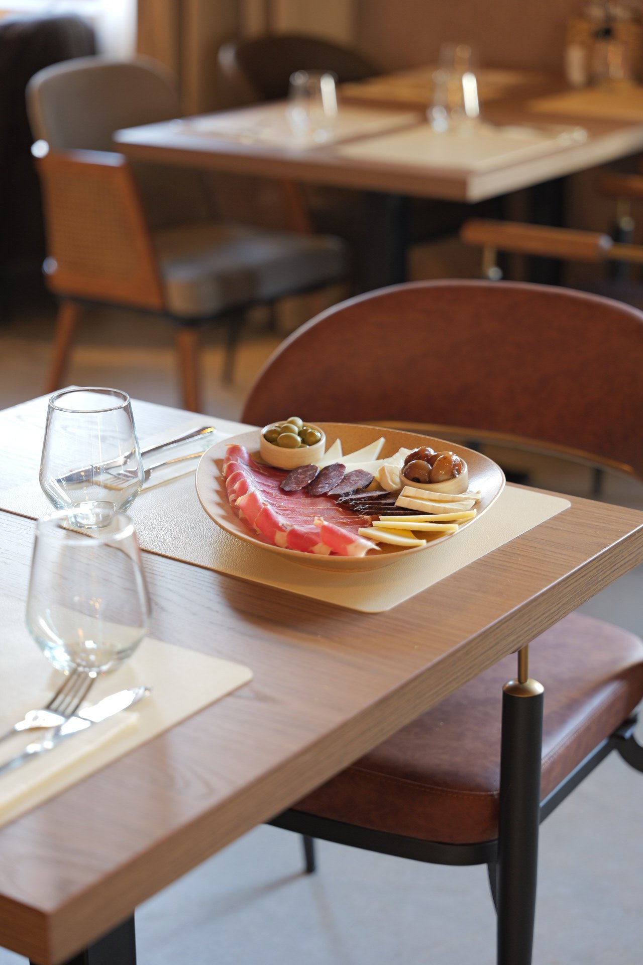 Ambijent restorana Dvije Lipe